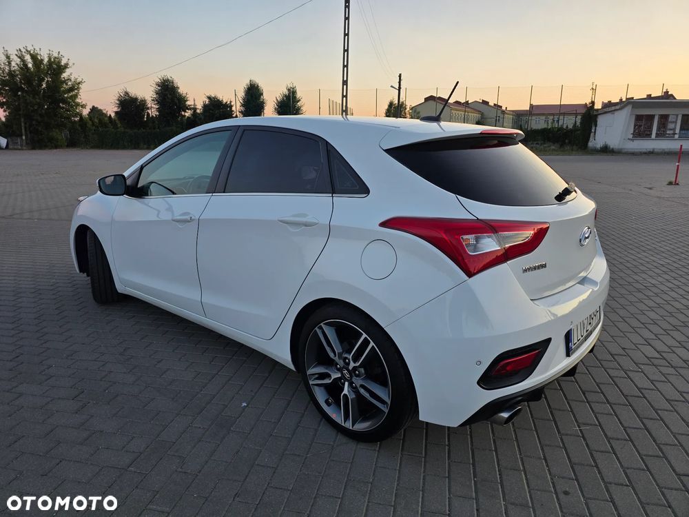 Hyundai i30 1.6 T GDI Turbo - 6