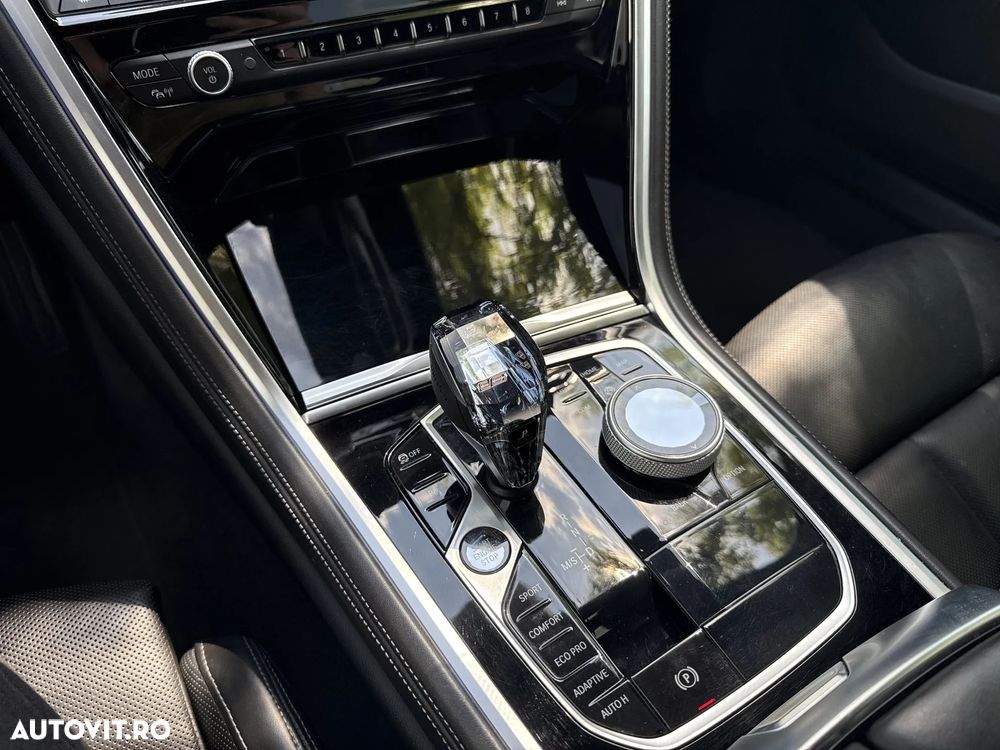BMW Seria 8 840d xDrive AT MHEV - 16
