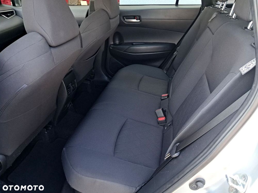 Toyota Corolla Cross 2.0 Hybrid Comfort - 14