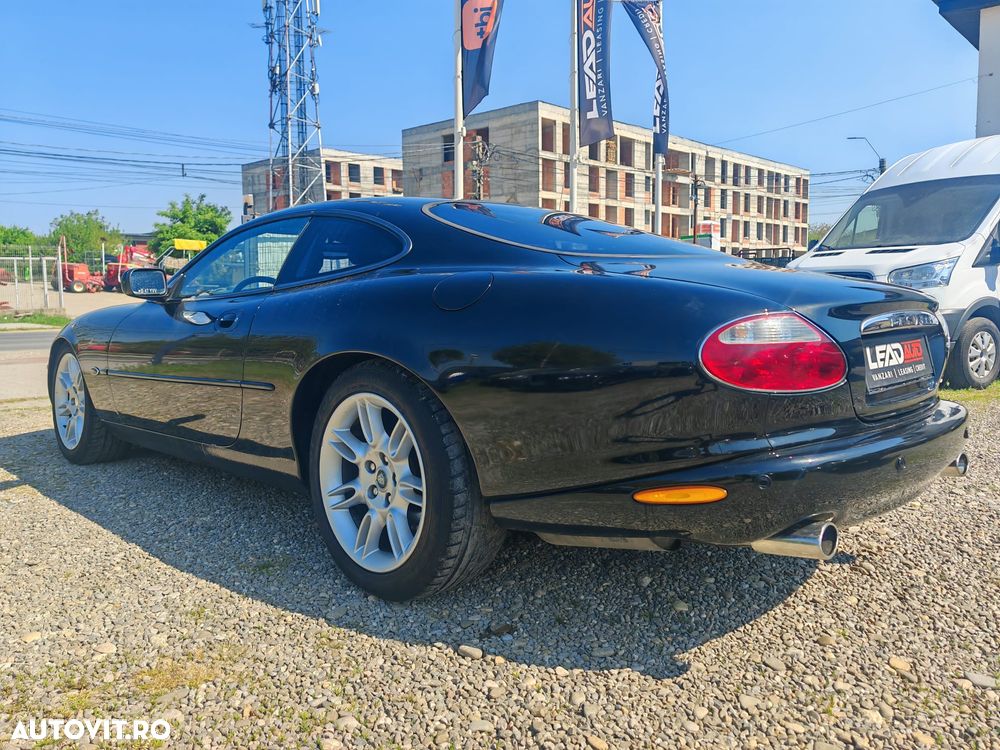 Jaguar XK - 3