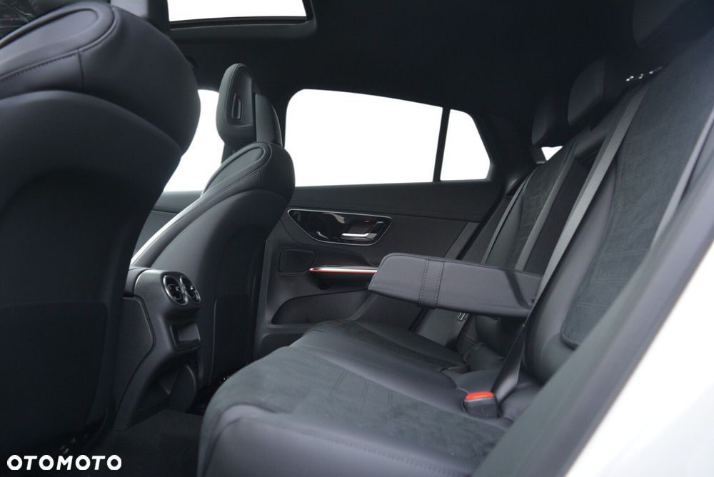 Mercedes-Benz GLC - 9