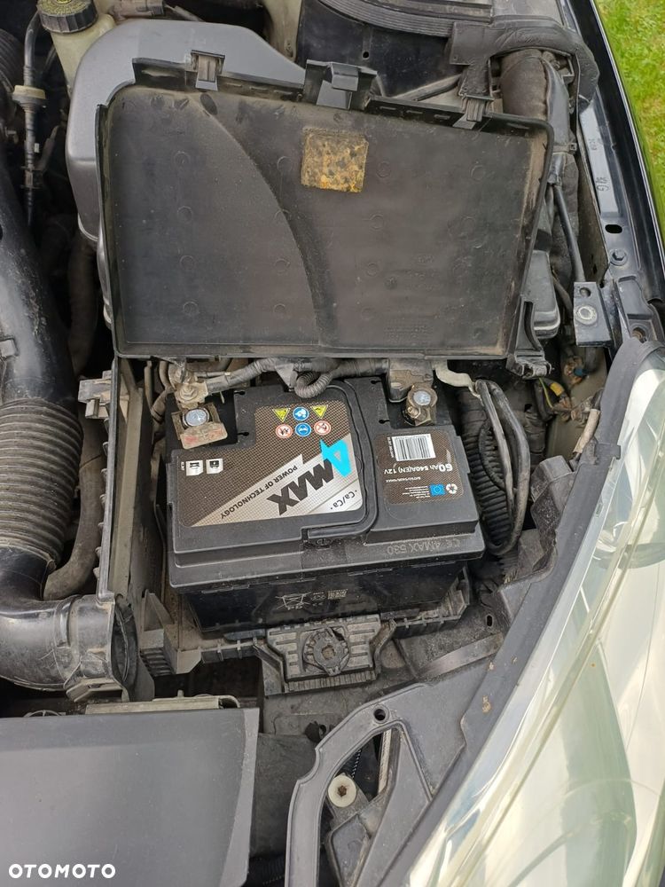 Peugeot 407 1.6 HDi Premium - 17