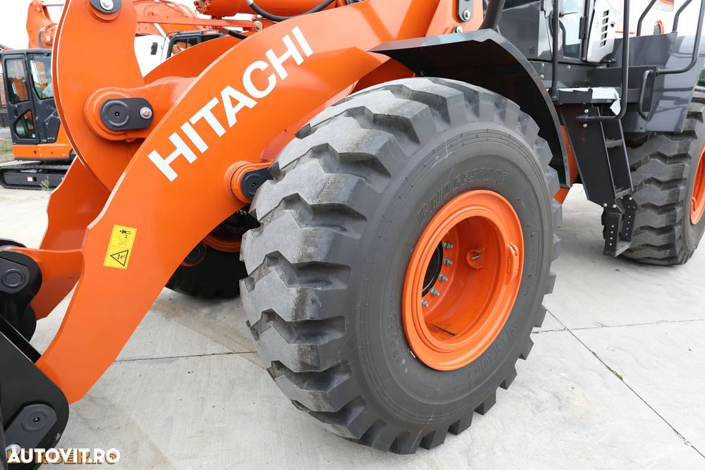 Hitachi ZW220-5A, An 2025, Made in Japan - 10