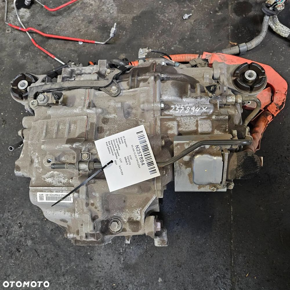 TOYOTA MIRAI II FCEV 2021 Silnik elektryczny FCEV - 1