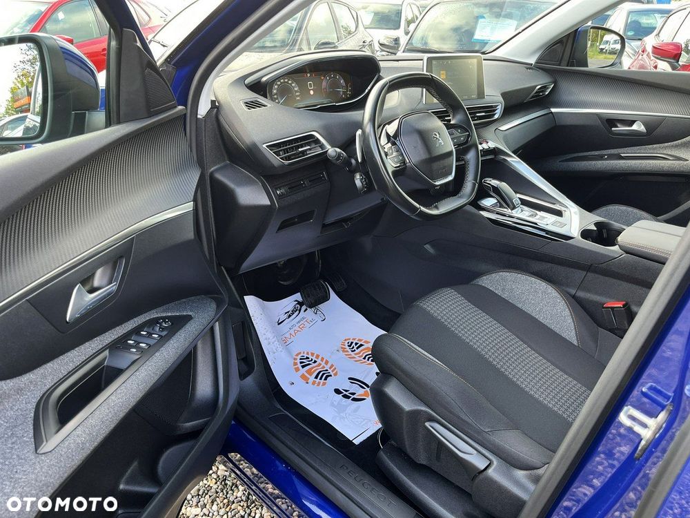 Peugeot 3008 1.2 PureTech Active S&S EAT8 - 10
