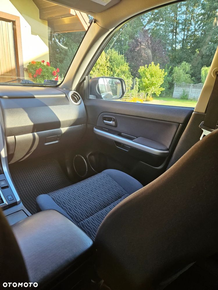 Suzuki Grand Vitara 2.4 Premium EU5 - 16