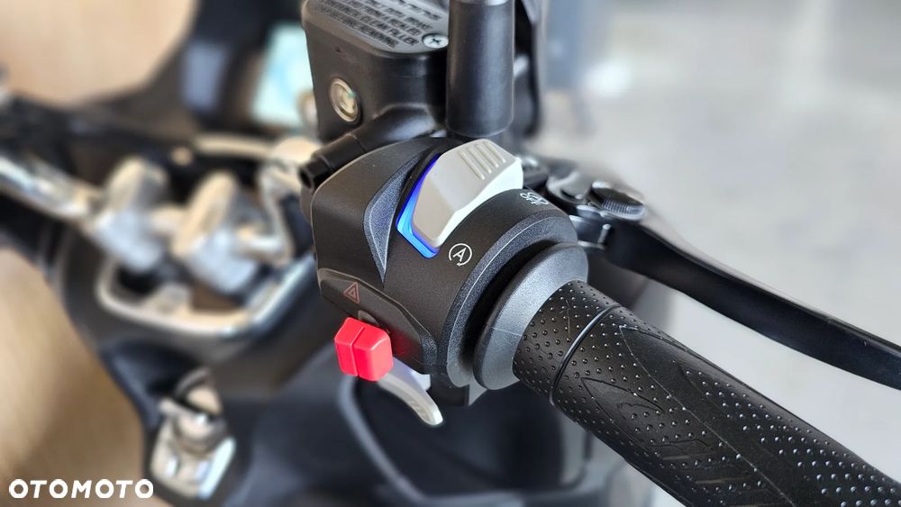 QJMOTOR MTX 125 - 12