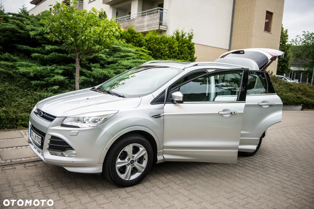 Ford Kuga 2.0 TDCi 4x4 Titanium - 8