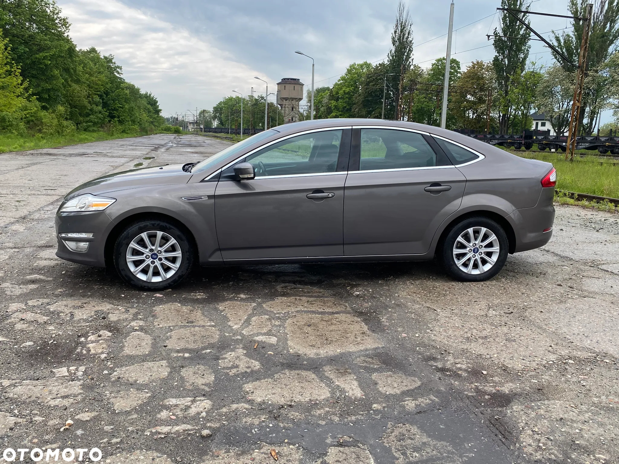 Ford Mondeo Turnier 1.6 TDCi ECOnetic Start-Stopp Titanium - 3