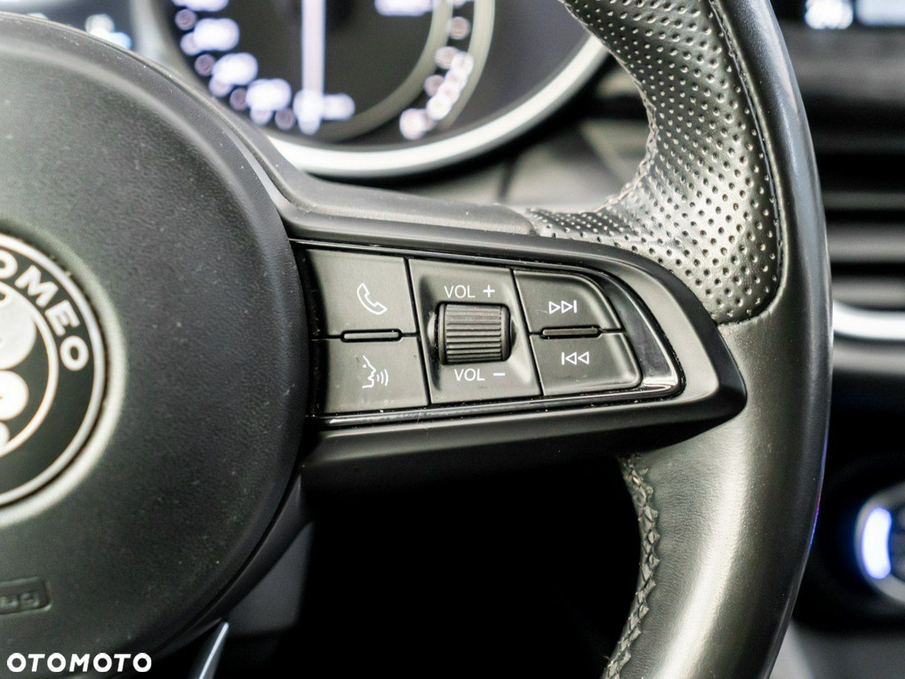 Alfa Romeo Stelvio - 35