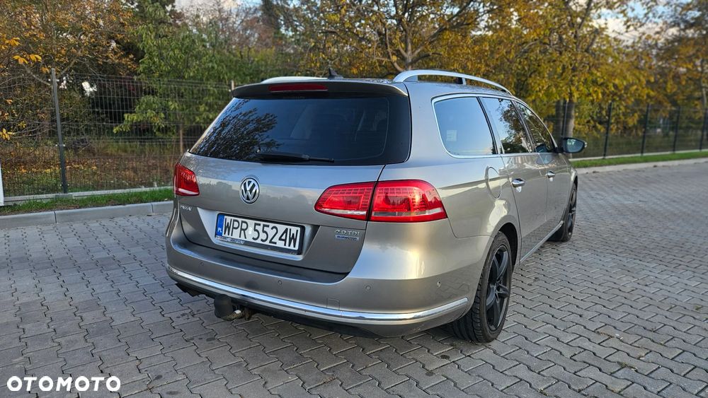Volkswagen Passat Variant 2.0 Blue TDI DSG SCR Highline - 4