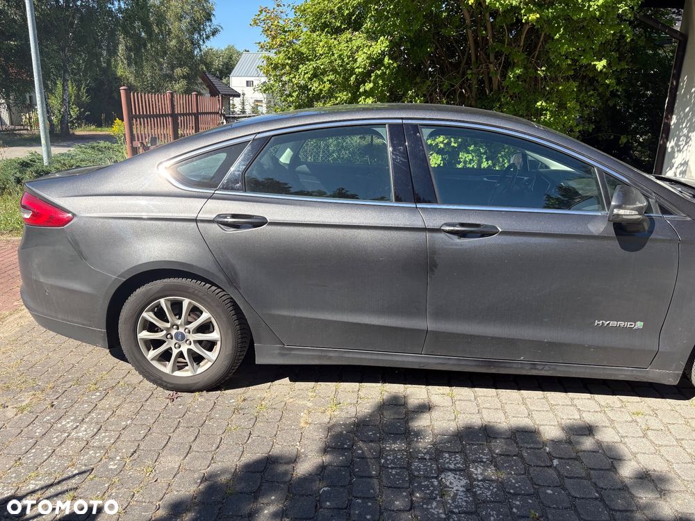Ford Mondeo 2.0 Hybrid Titanium - 3
