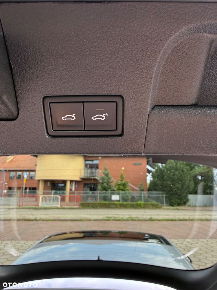Volkswagen Arteon 2.0 TDI SCR DSG Elegance - 35