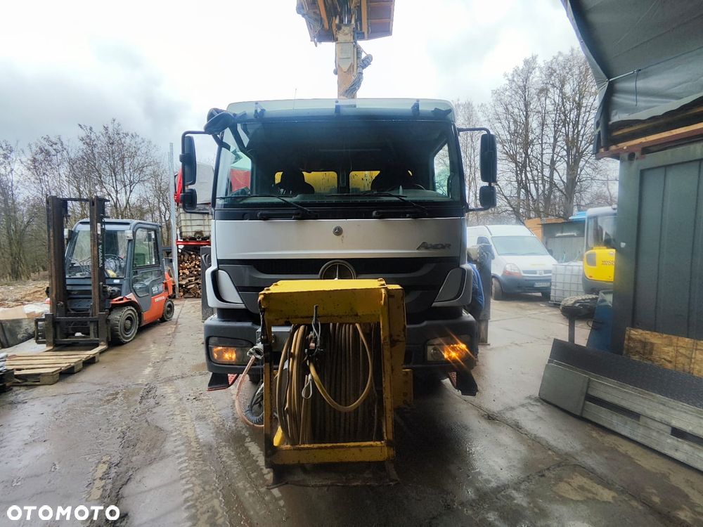 Mercedes-Benz axor - 4