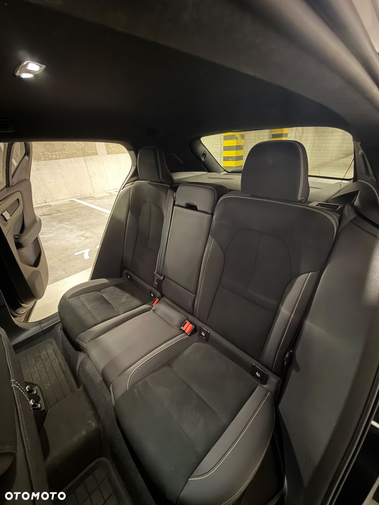 Volvo XC 40 B3 Core - 9