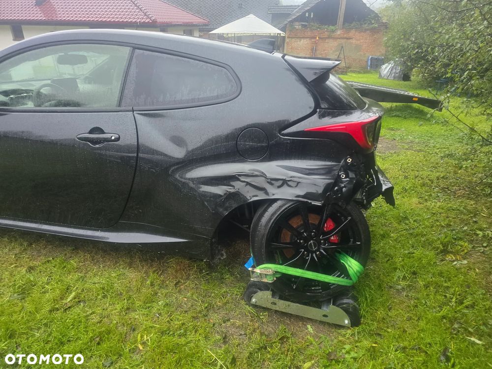 Toyota GR Yaris - 4