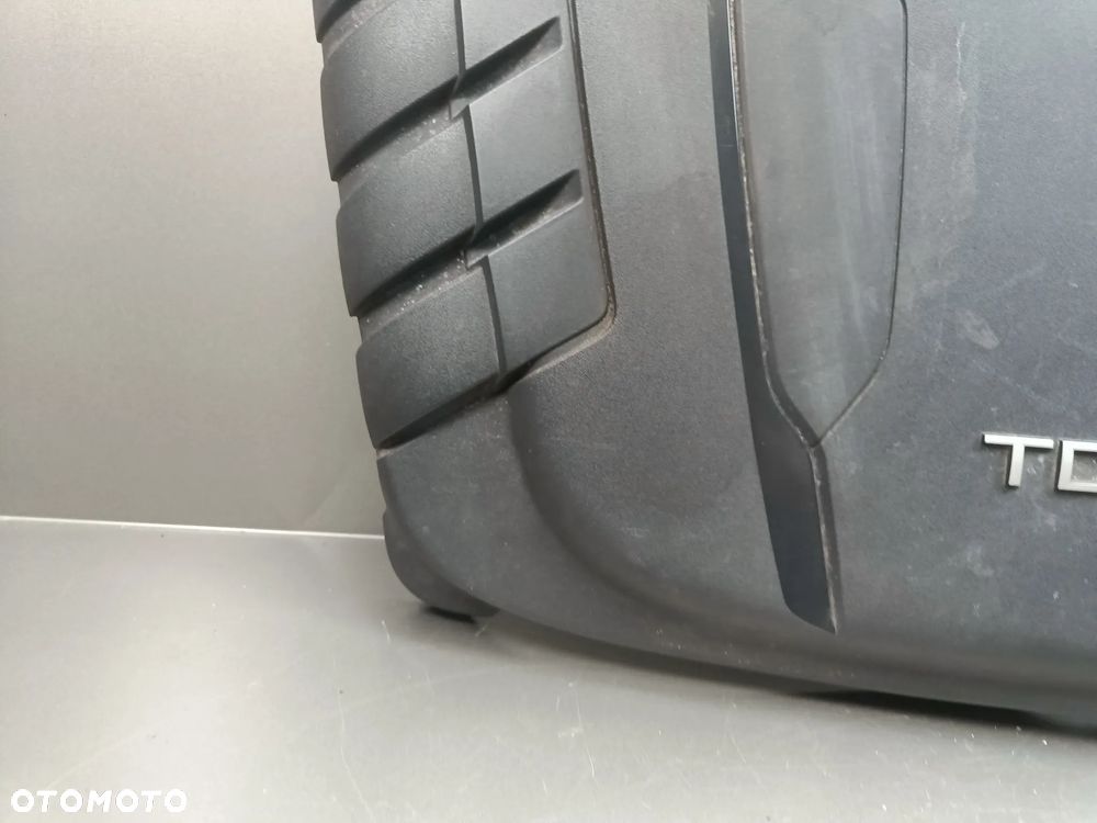 Górna osłona silnika Audi Q5 A5 A4 2.0 TDI pokrywa na silnik 03L103925AB - 6