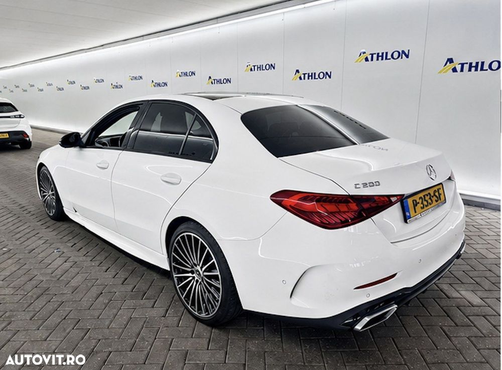 Mercedes-Benz C 200 AMG Line - 3