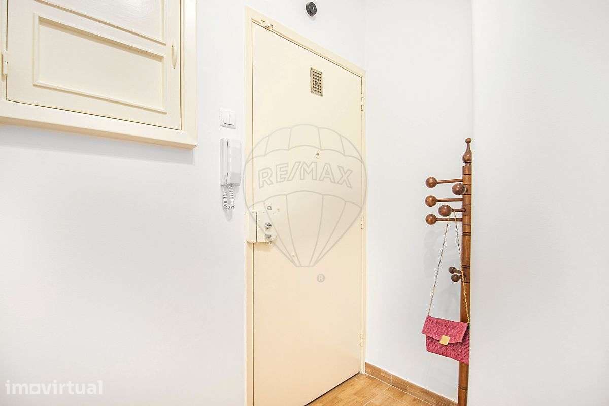 Apartamento T2 para arrendamento - Grande imagem: 2/28