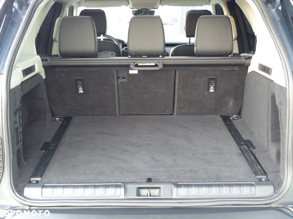 Land Rover Discovery - 30