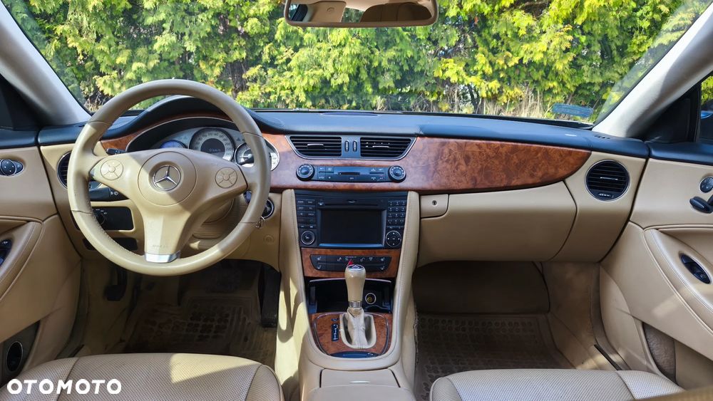 Mercedes-Benz CLS 320 CDI - 12