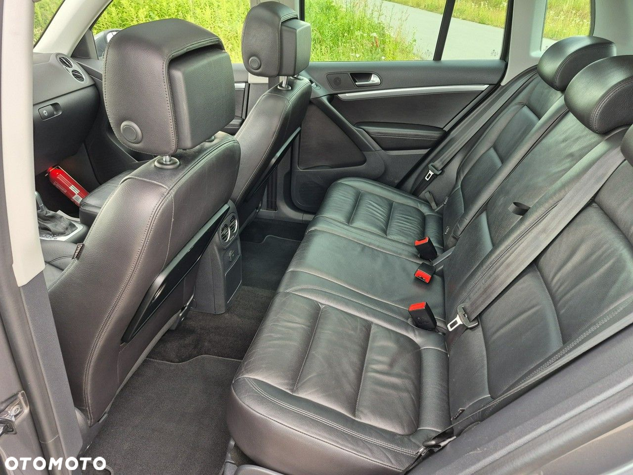 Volkswagen Tiguan - 12