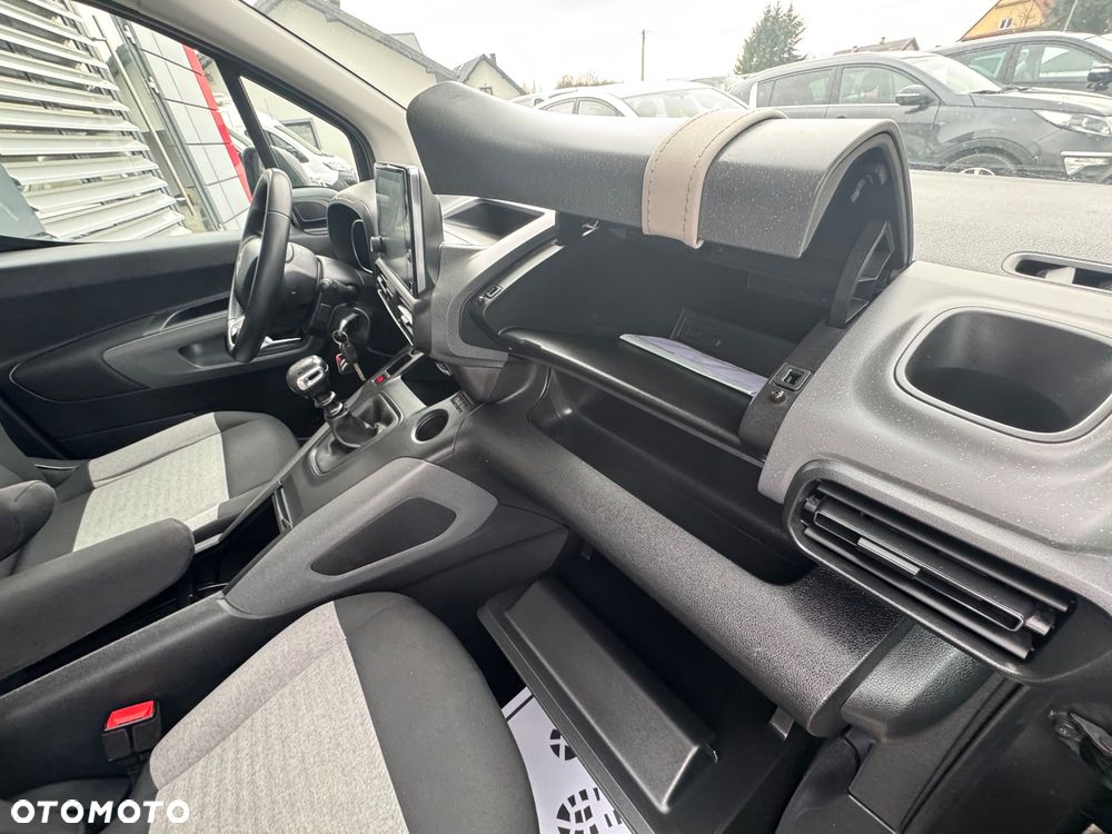 Citroën Berlingo XL 7-Sitzer BlueHDi 130 FEEL PACK - 17