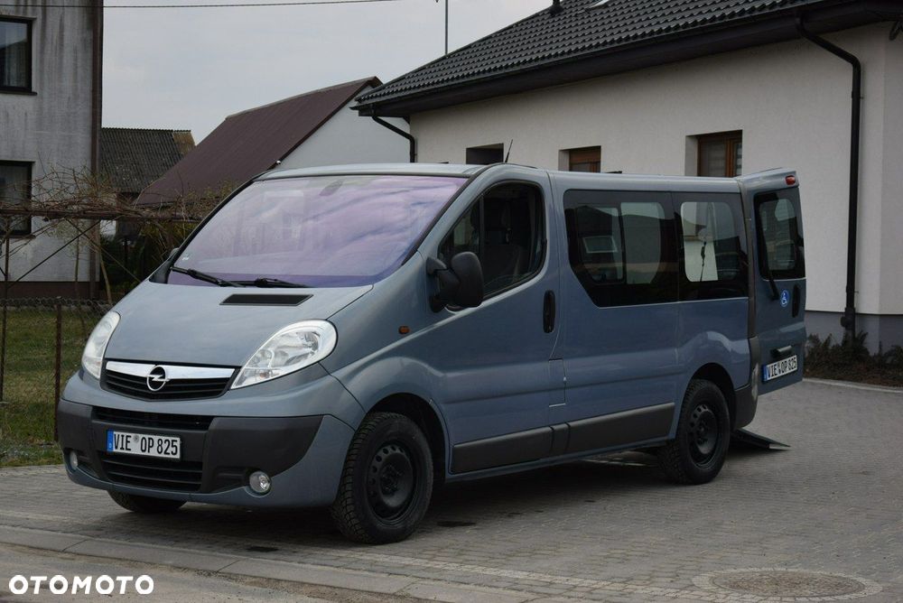 Opel Vivaro - 2