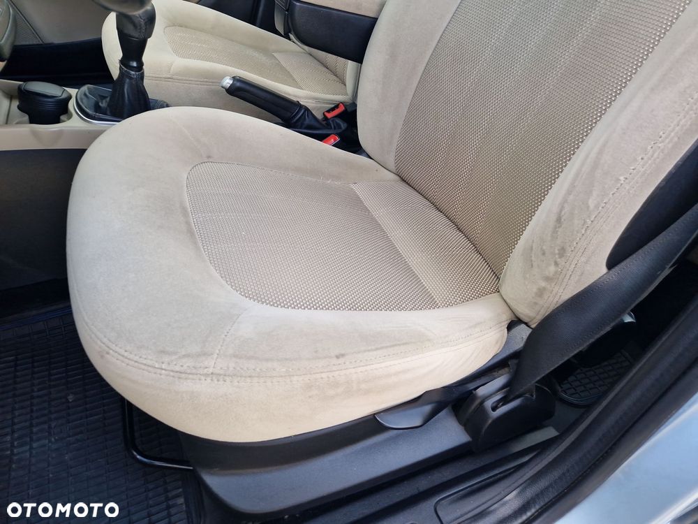Fiat Linea 1.3 MJ 16V Active - 12
