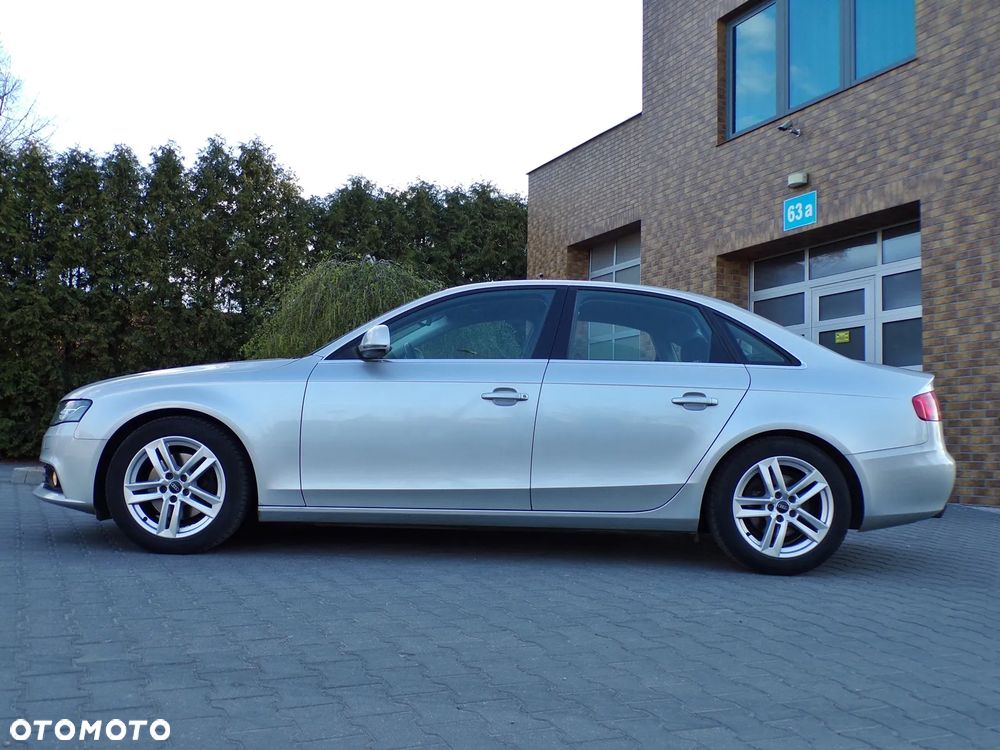 Audi A4 Avant 1.8 TFSI Attraction - 8