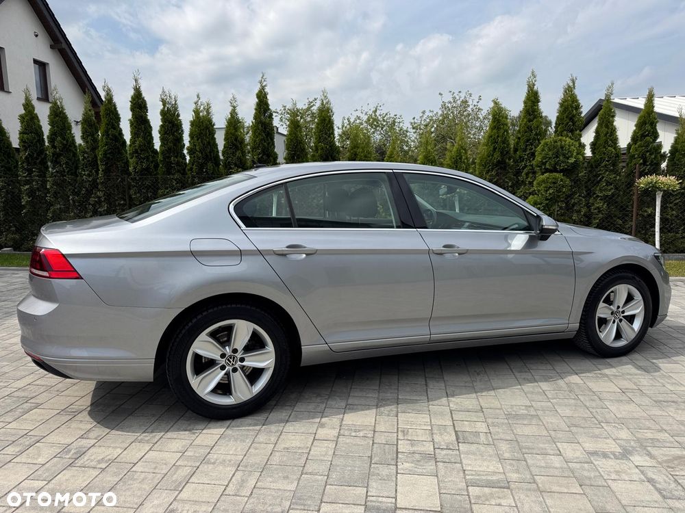 Volkswagen Passat 2.0 TSI Business DSG - 6