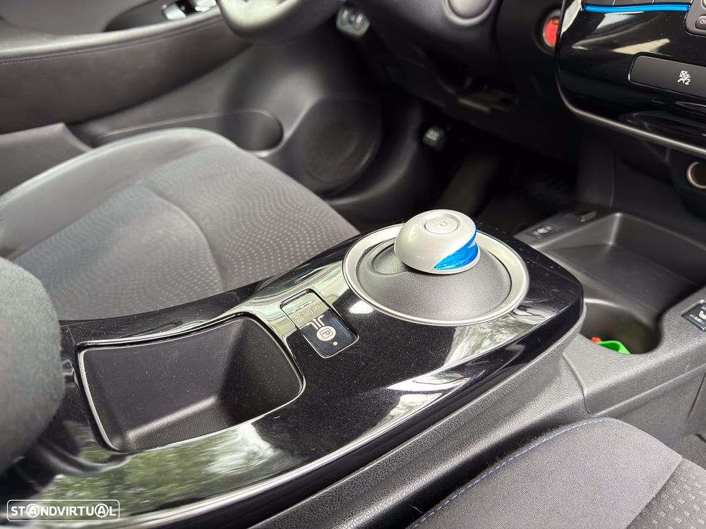 Nissan Leaf 24 kWh (c/ Bateria) Tekna - 27