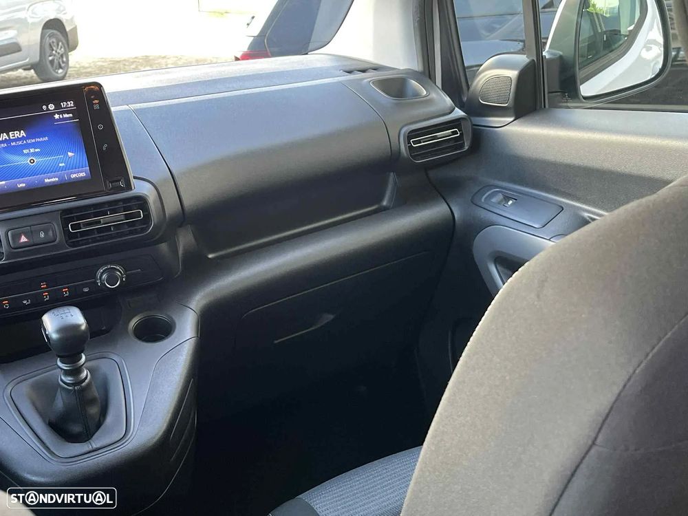Toyota Proace City Verso 1.5D L1 Exclusive - 13