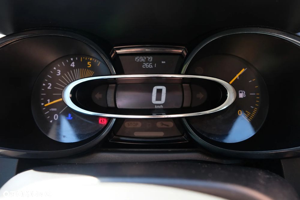 Renault Clio - 12