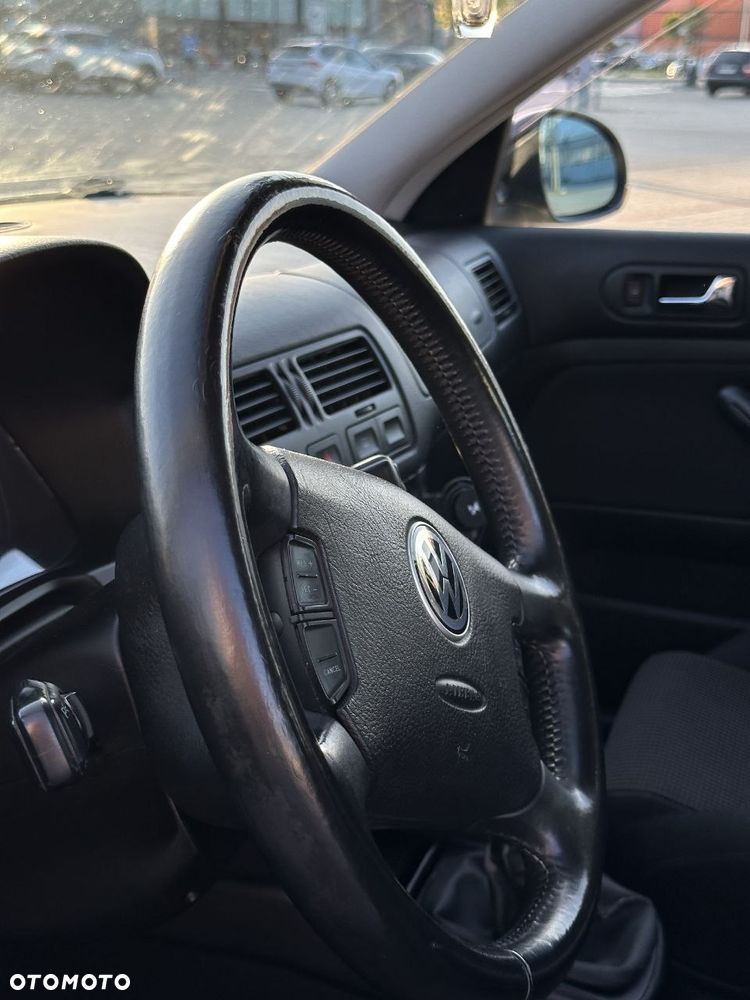 Volkswagen Golf 2.0 Highline - 14