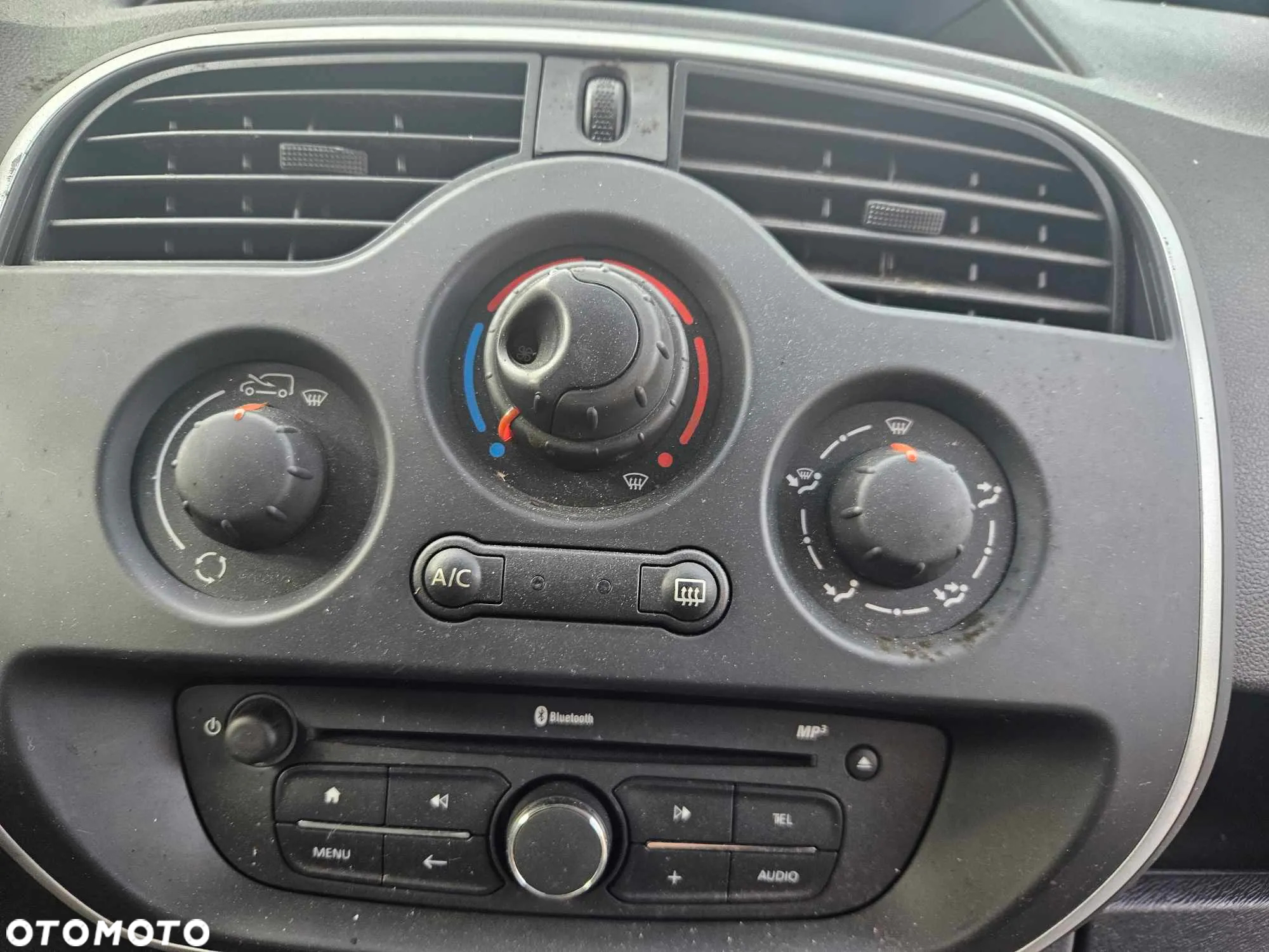 Renault KANGOO 2019 ,benzyna 1.2 TCE 115kM - 19