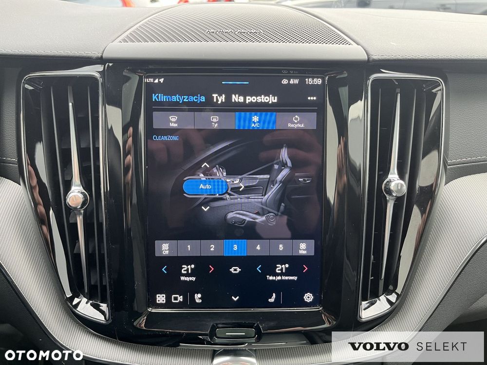 Volvo XC 60 - 22