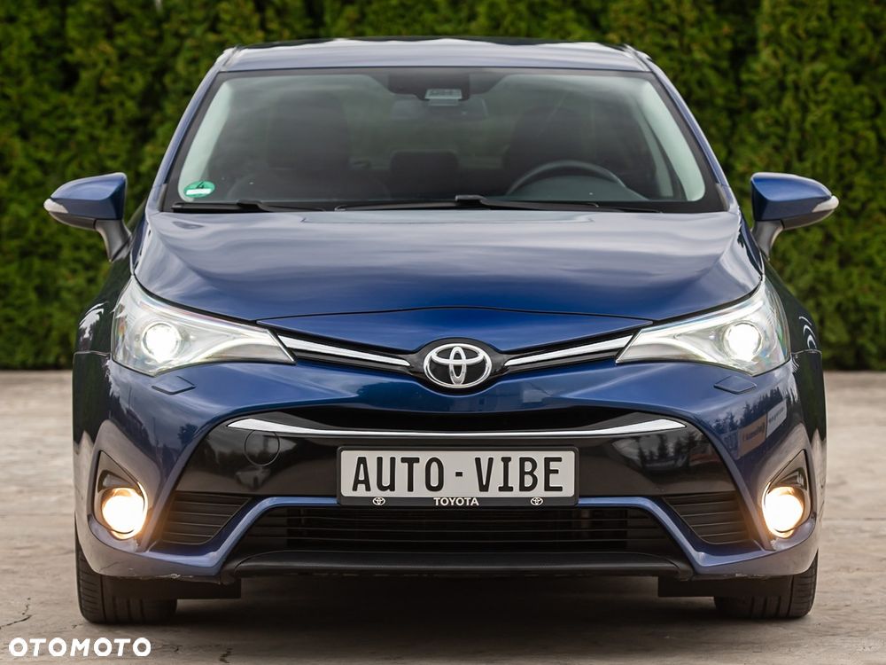 Toyota Avensis Touring Sports 2.0 D-4D Team Deutschland - 4
