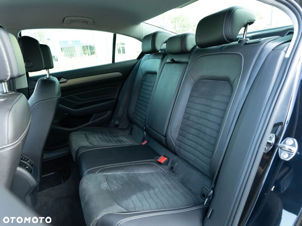 Volkswagen Passat 2.0 TSI 4Mot Elegance DSG - 19