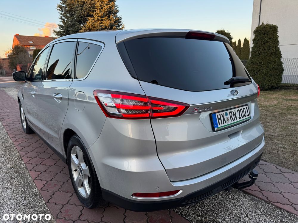 Ford S-Max 2.0 TDCi Titanium PowerShift - 7