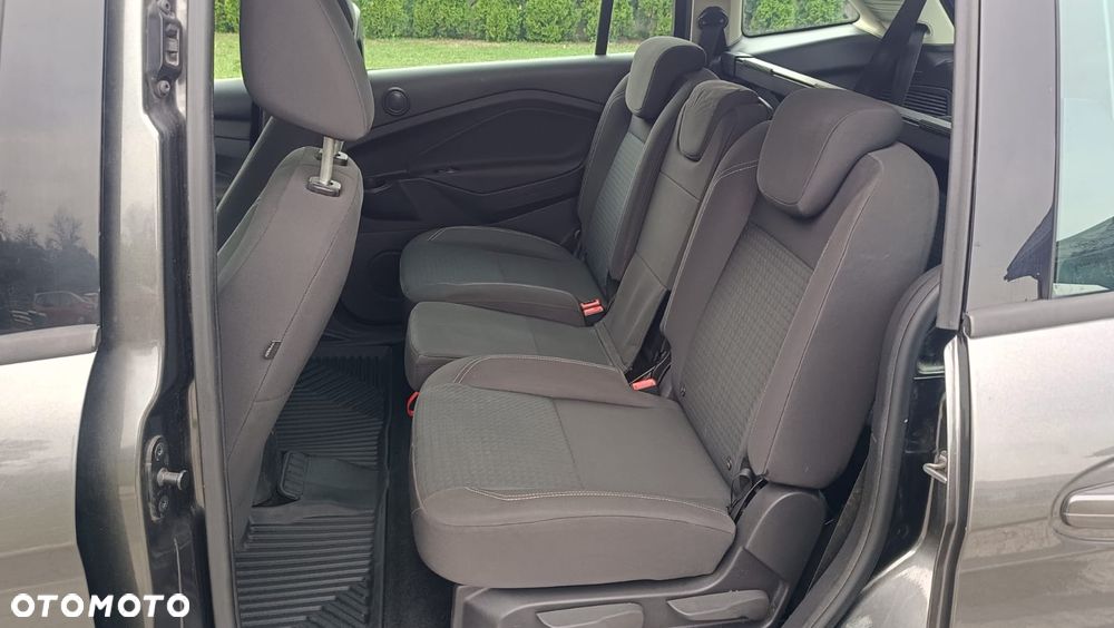 Ford Grand C-MAX - 18