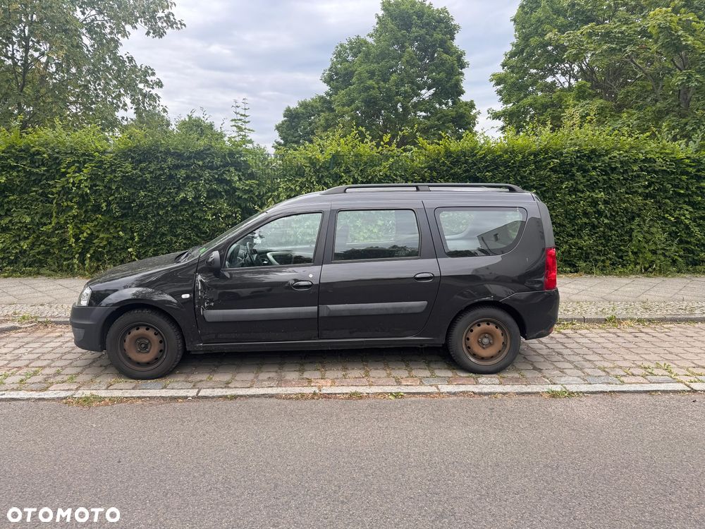 Dacia Logan 1.6 Laureate BL - 2