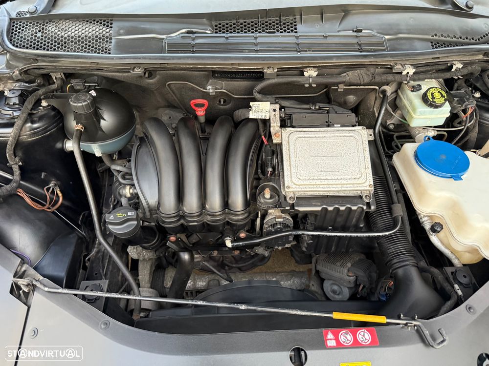 Mercedes-Benz A 160 Elegance BlueEfficiency - 24