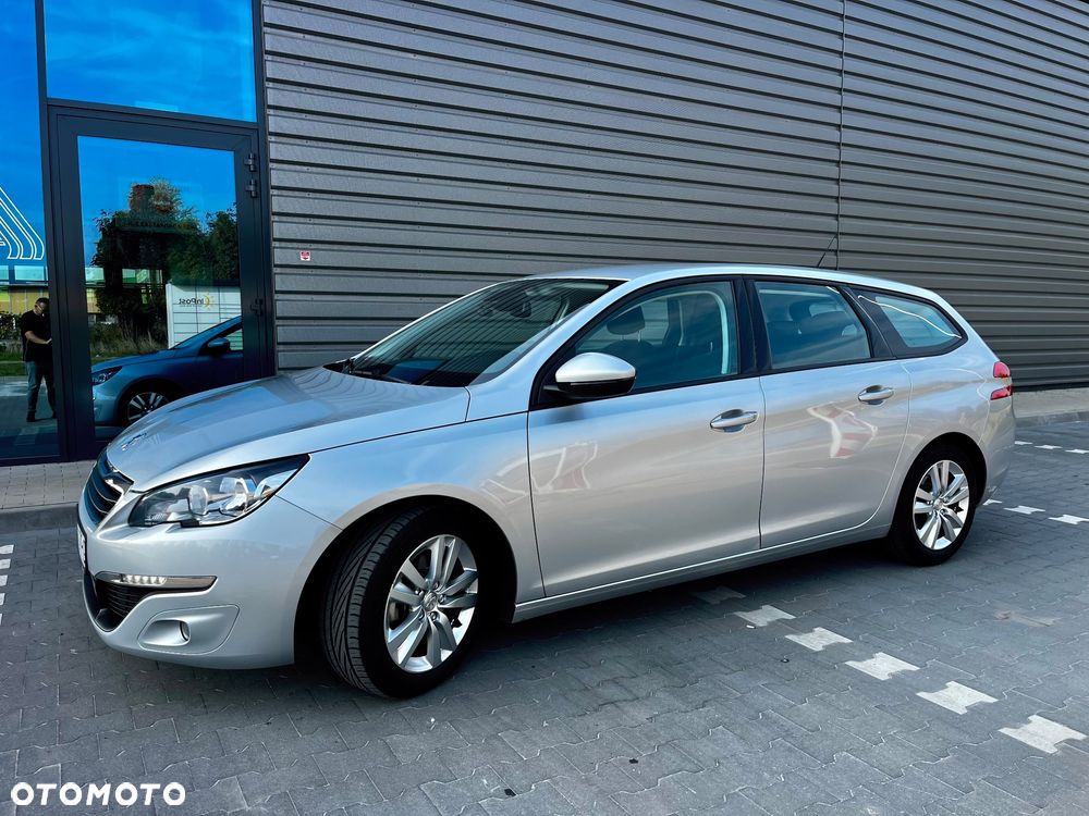 Peugeot 308 2017 photo 2