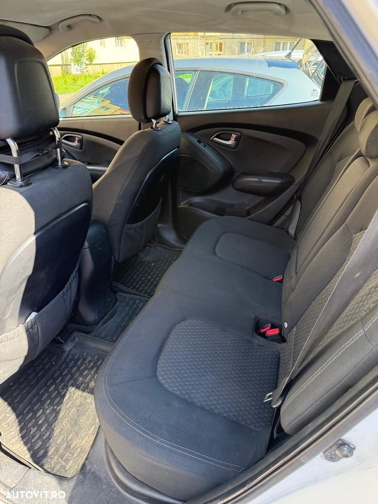 Hyundai ix35 1.7 CRDI 2WD Comfort - 4
