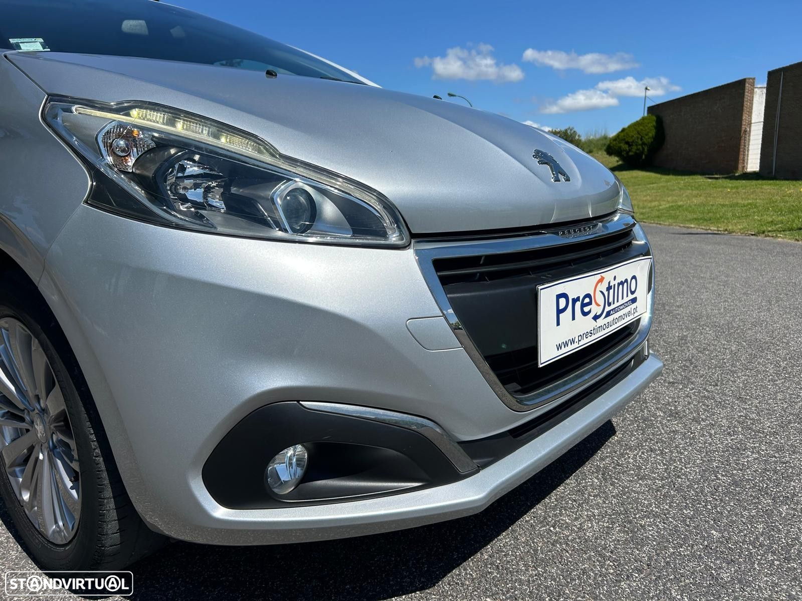 Peugeot 208 1.2 PureTech Style - 23
