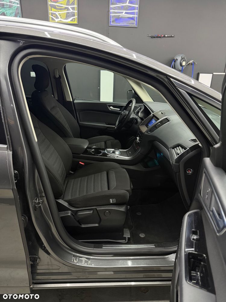 Ford S-Max 2.0 EcoBlue Titanium - 25