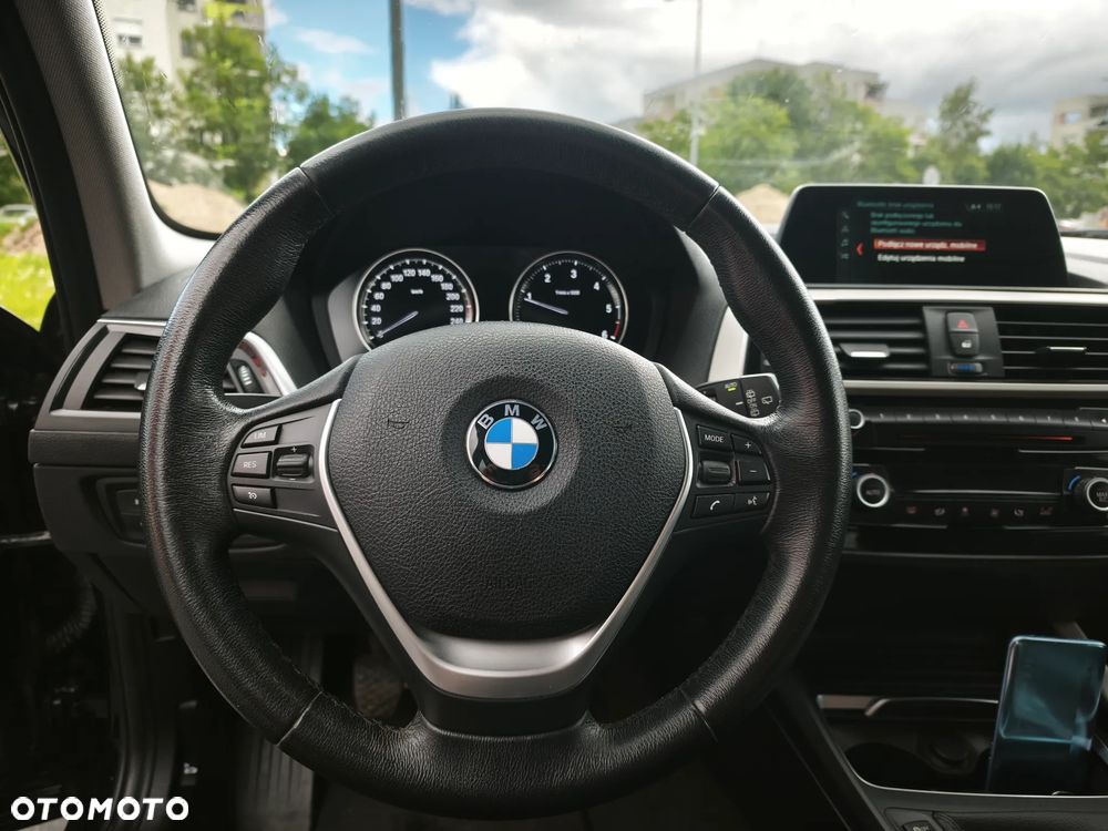 BMW Seria 1 118d Edition Metropolitan - 17