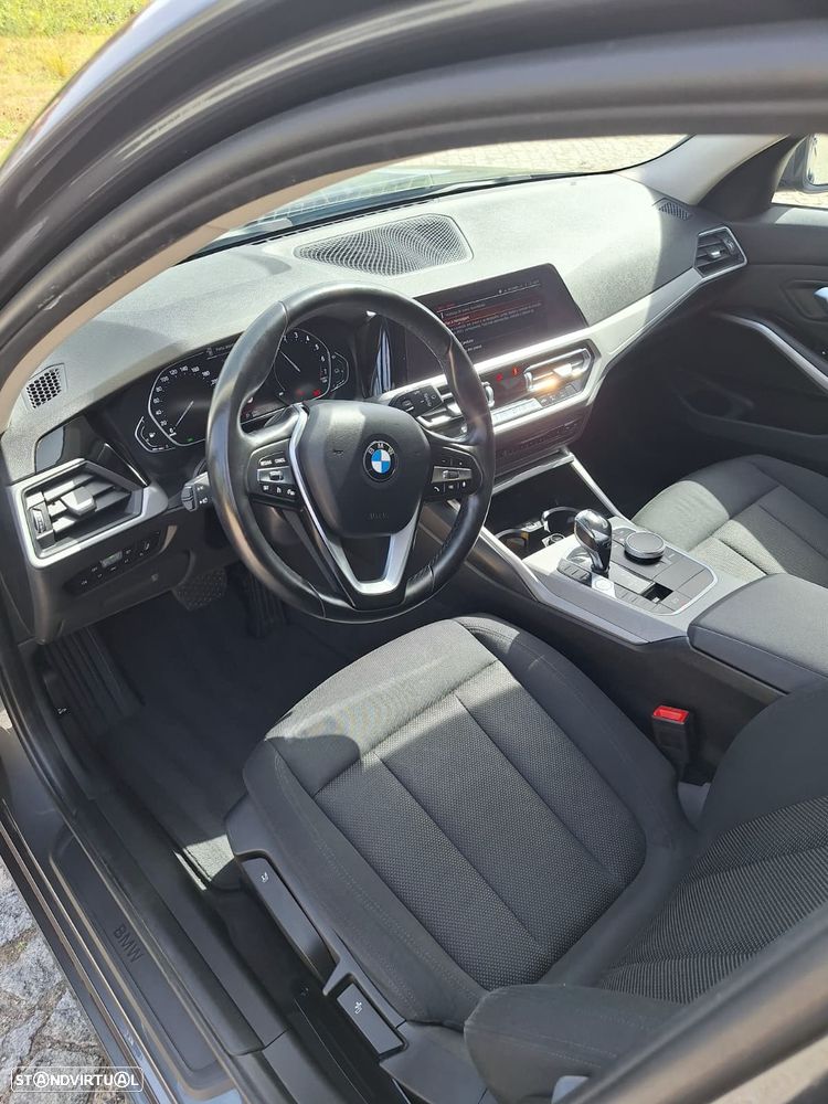 BMW 330 e Line Sport Auto - 8