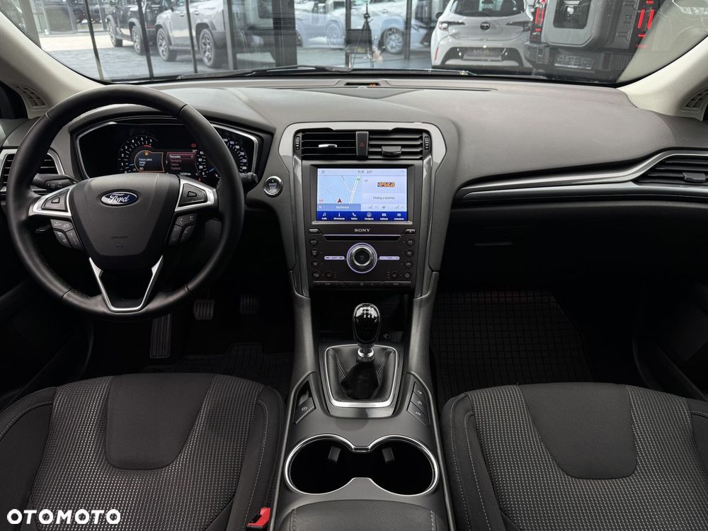 Ford Mondeo - 17